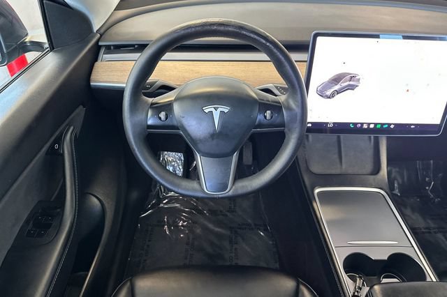 Used 2021 Tesla Model Y Long Range AWD/4WD image 16