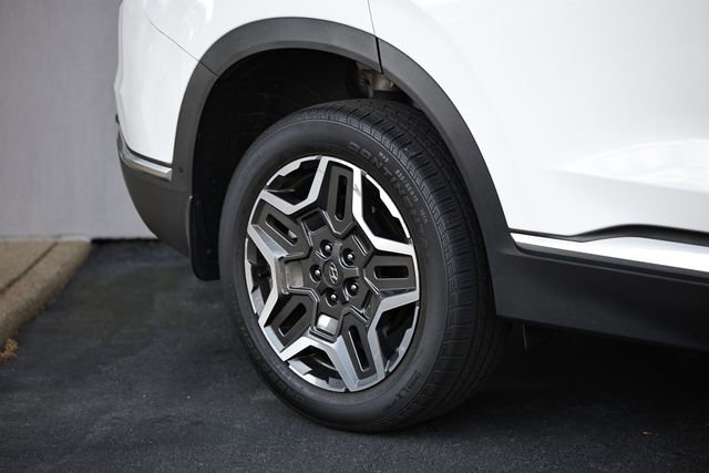 Used 2023 Hyundai Santa Fe Limited AWD/4WD image 6