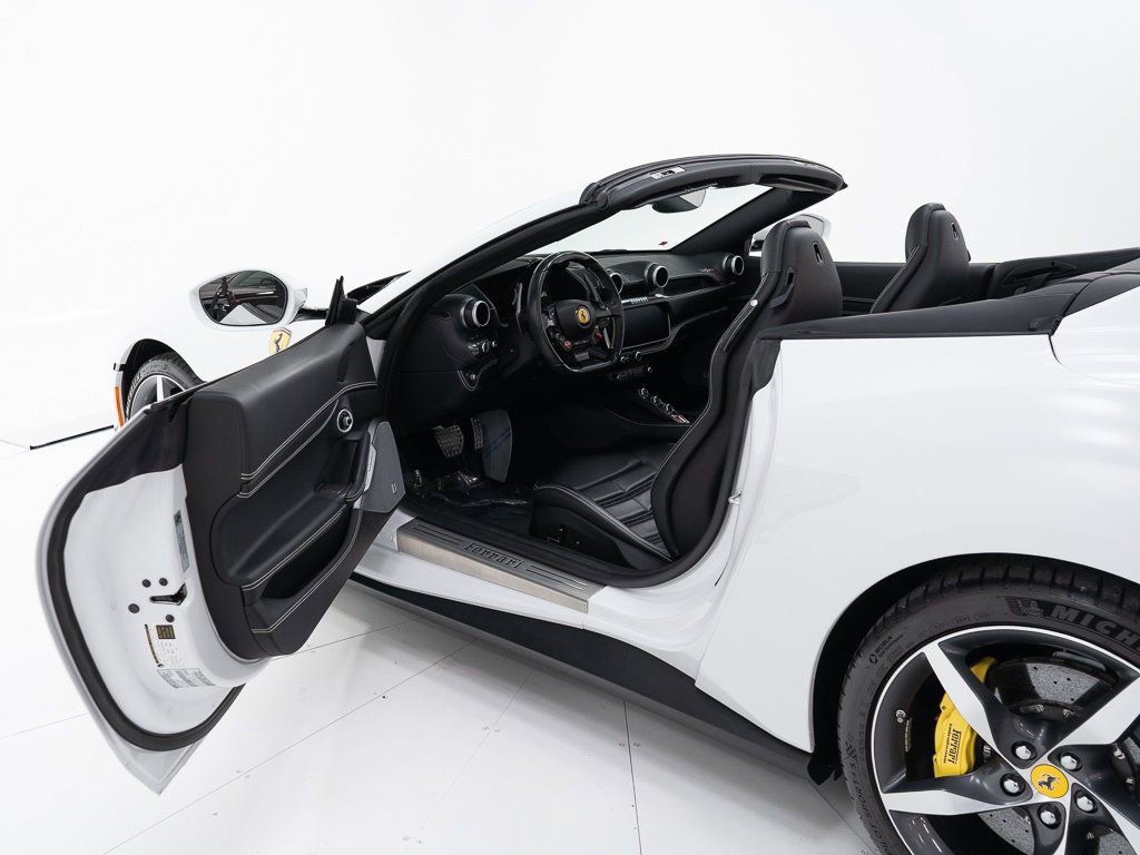 Used 2022 Ferrari Portofino M image 17