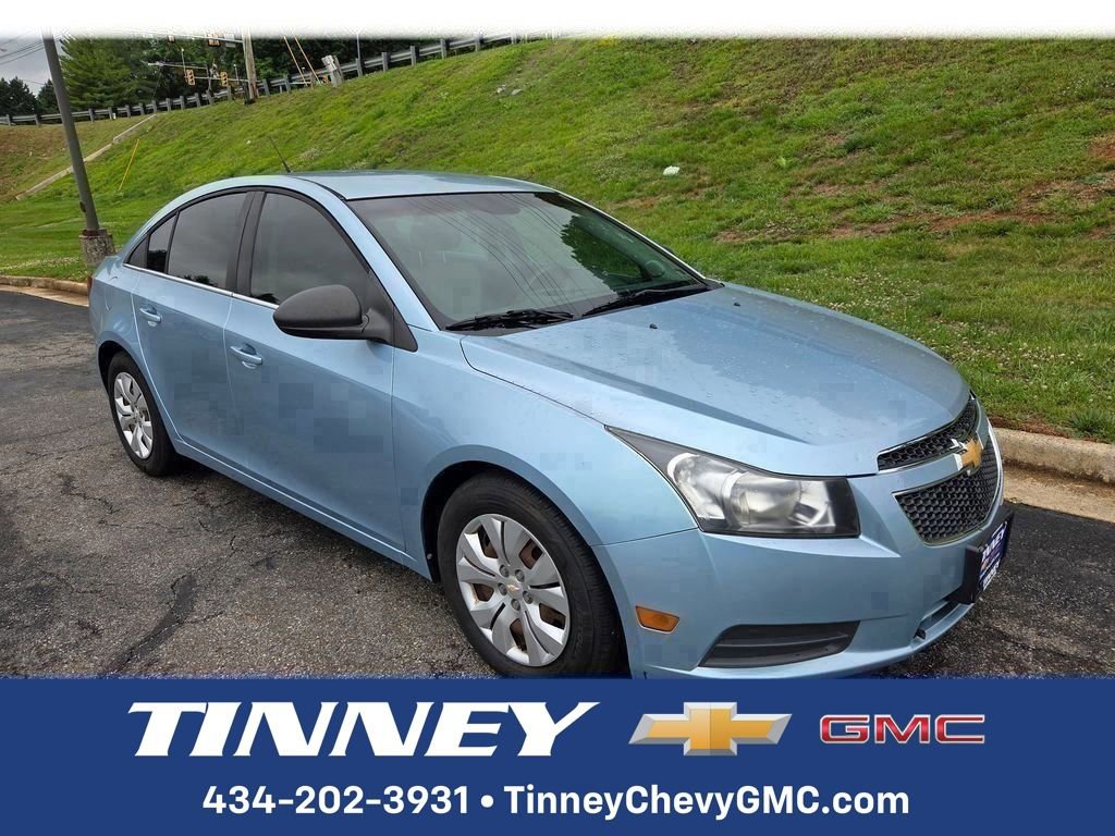 Used 2012 Chevrolet Cruze LS w/ Connectivity Package FWD image 1