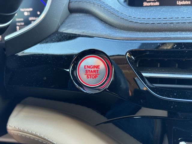 Used 2022 Acura MDX SH-AWD w/ Advance Package image 28