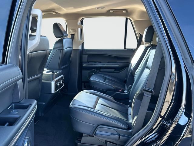 Used 2024 Ford Expedition XLT image 16