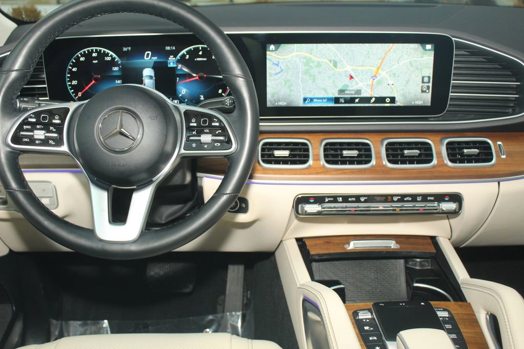 Used 2023 Mercedes-Benz GLE 350 4MATIC w/ AMG Line Exterior image 4