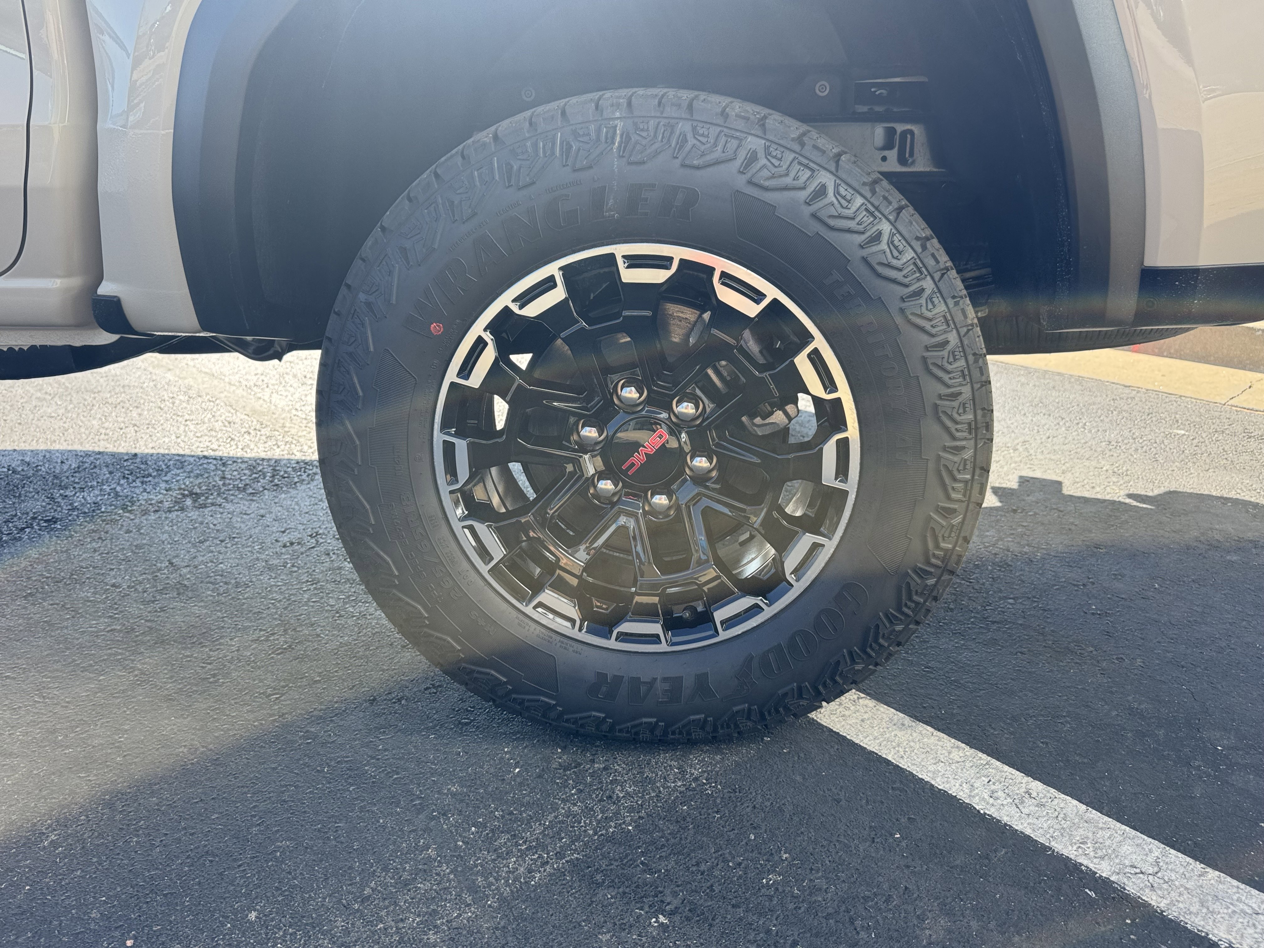 New 2026 GMC Canyon AT4 w/ Technology Plus Package image 6