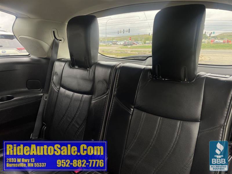Used 2013 INFINITI JX35 AWD w/ Premium Pkg image 13