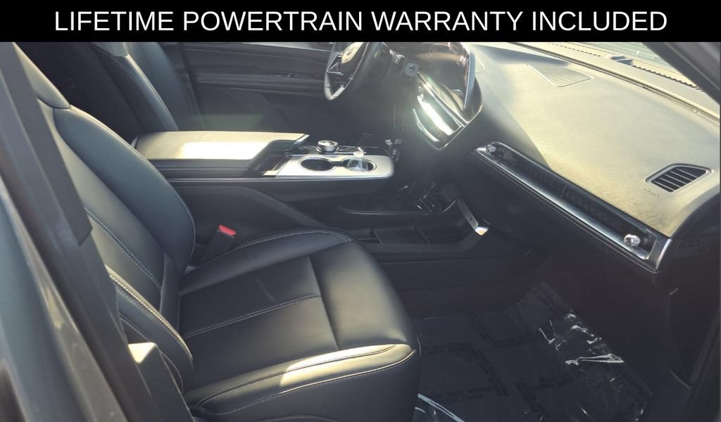 Used 2024 Cadillac Lyriq Tech RWD image 12