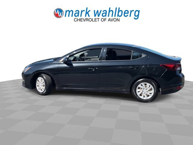 Used 2019 Hyundai Elantra SE w/ Cargo Package FWD image 5