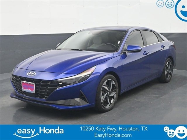 Used 2023 Hyundai Elantra Limited w/ Preferred Accessory Package