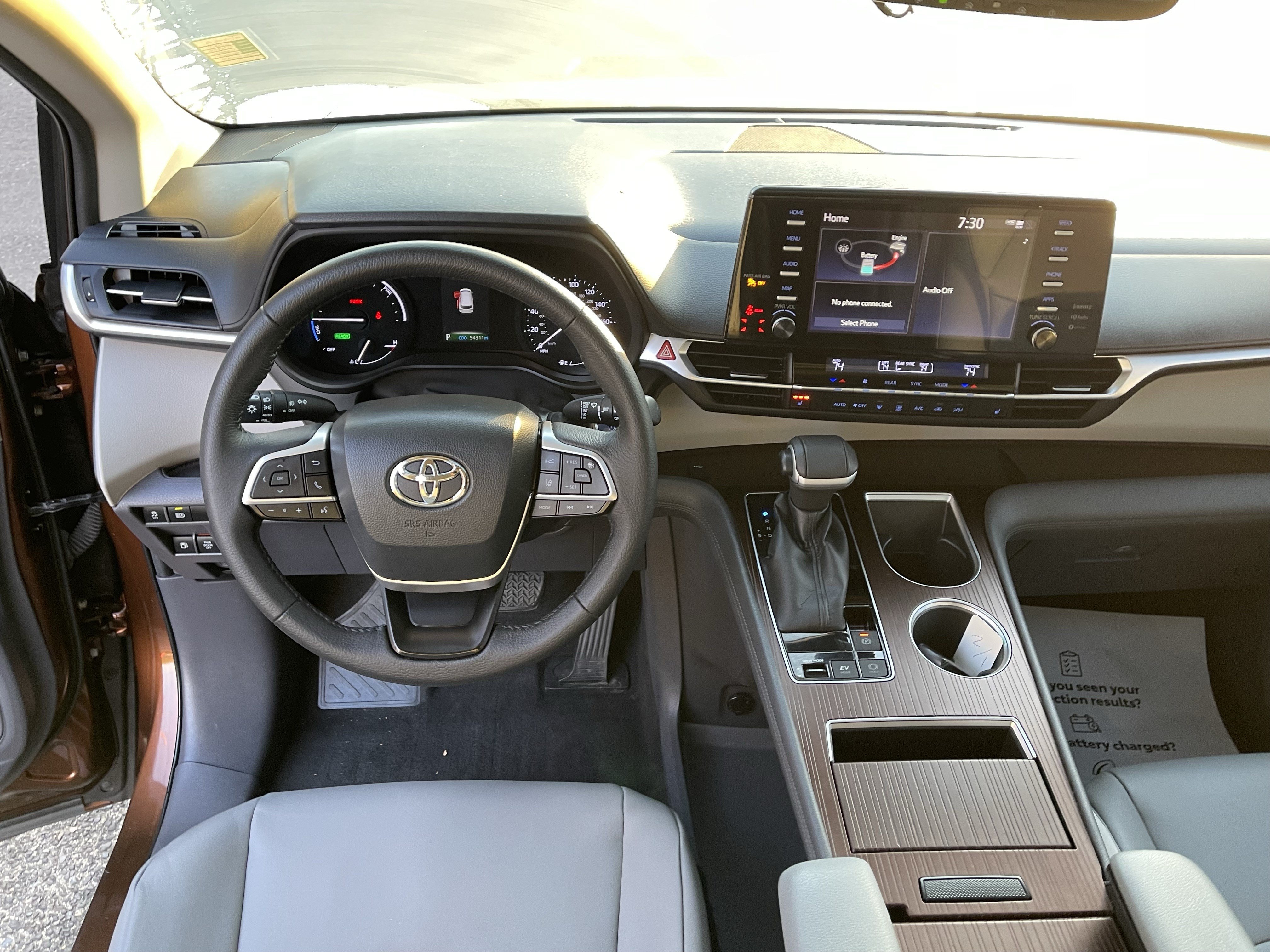 Certified 2021 Toyota Sienna XLE AWD/4WD image 13