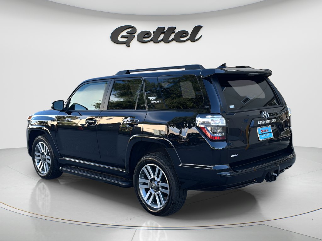 Used 2022 Toyota 4Runner TRD Sport AWD/4WD image 7