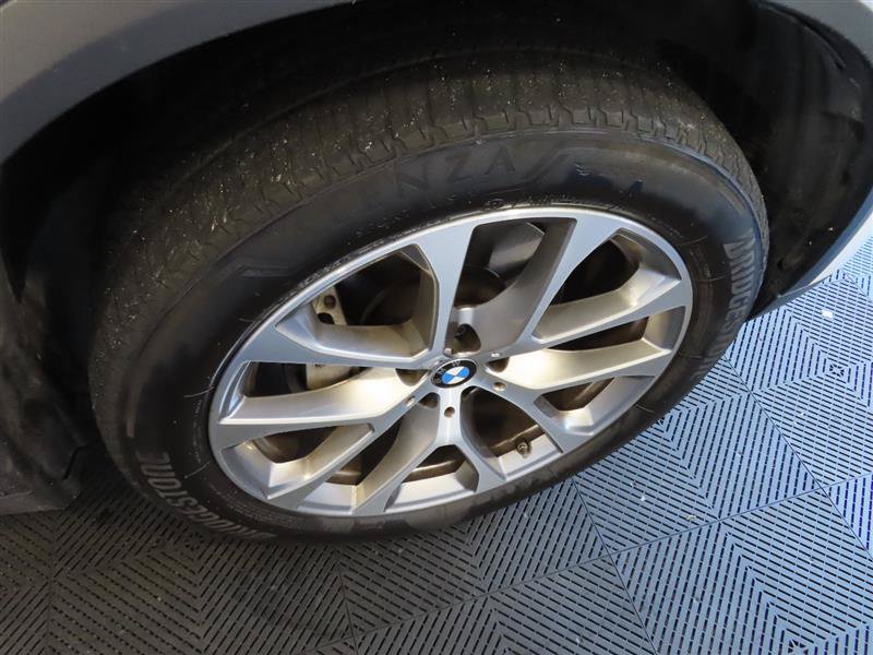 Used 2024 BMW X5 sDrive40i w/ Premium Package RWD image 39