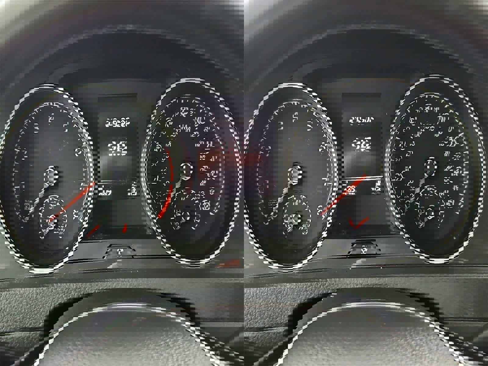 Used 2019 Volkswagen Golf SE w/ Driver Assistance Package image 35