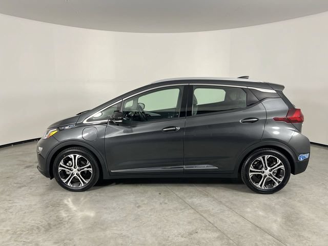 Used 2020 Chevrolet Bolt Premier w/ Infotainment Package FWD image 5