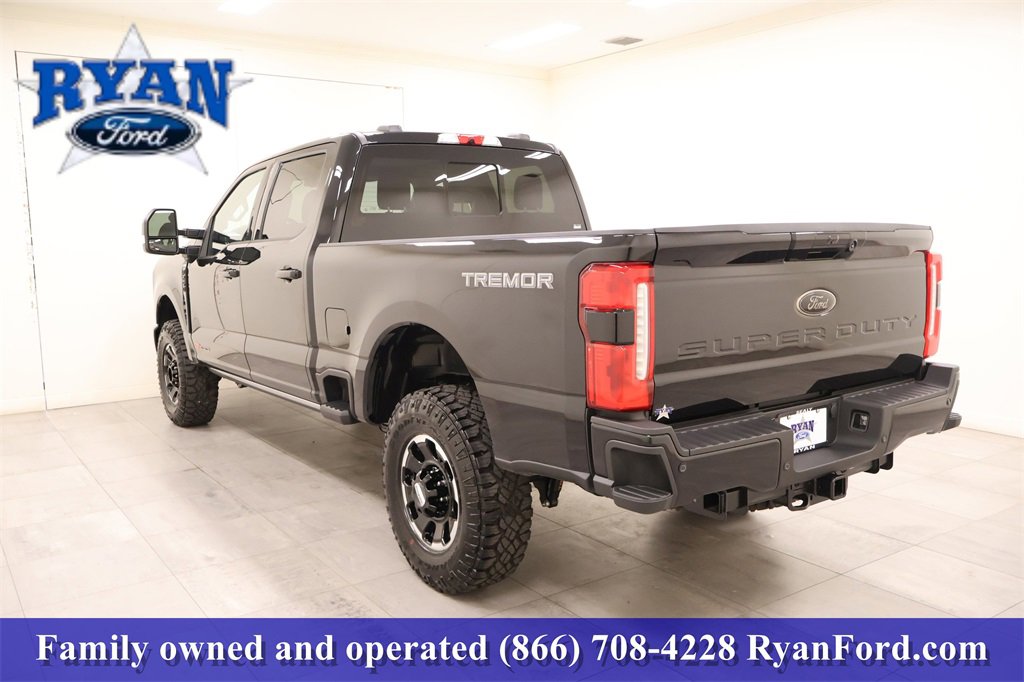 New 2026 Ford F250 Lariat w/ Tremor Off-Road Package image 3