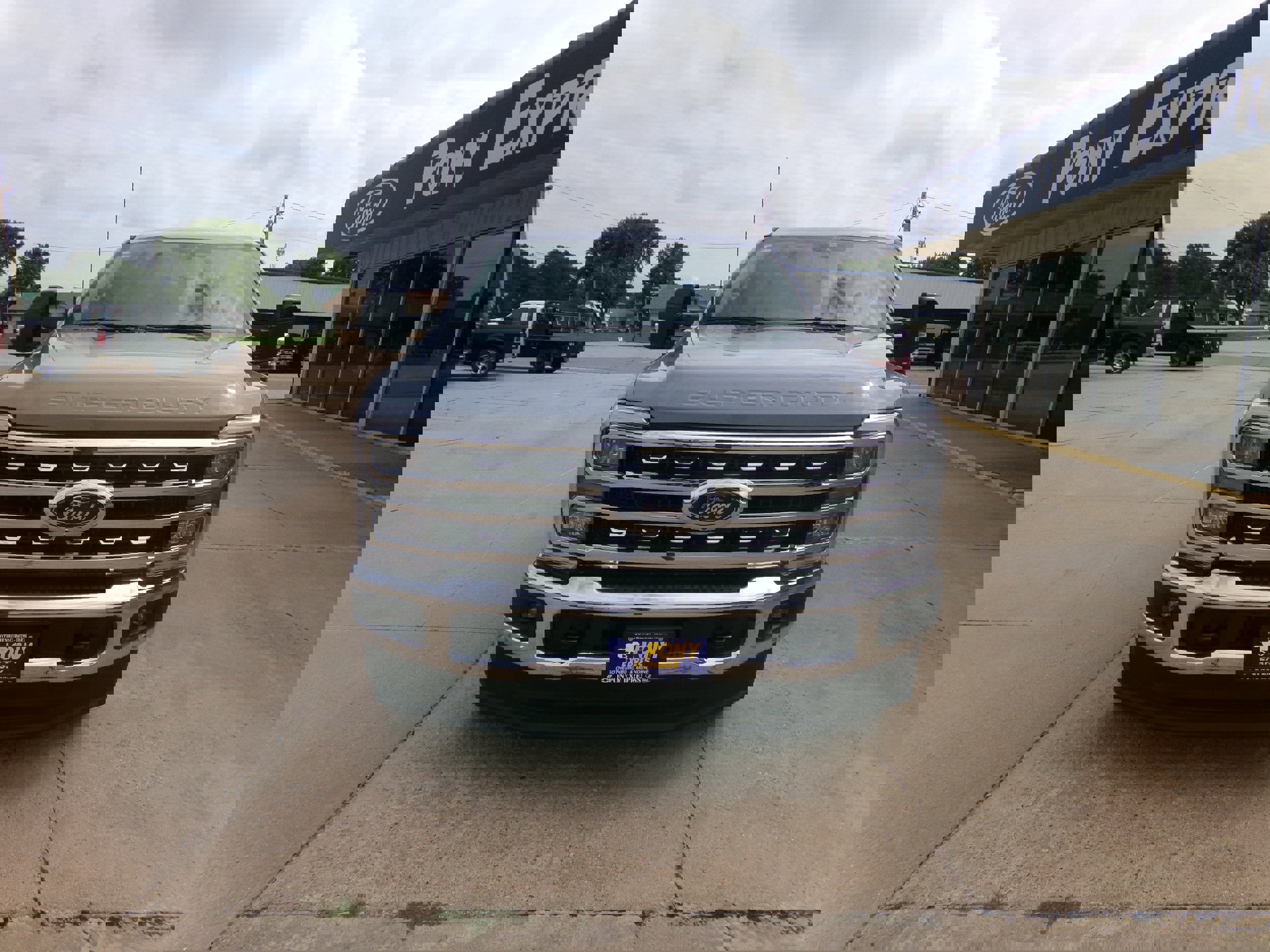 New 2025 Ford F250 Lariat w/ Lariat Ultimate Package image 8