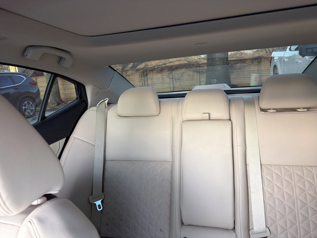 Used 2018 Nissan Maxima Platinum image 31