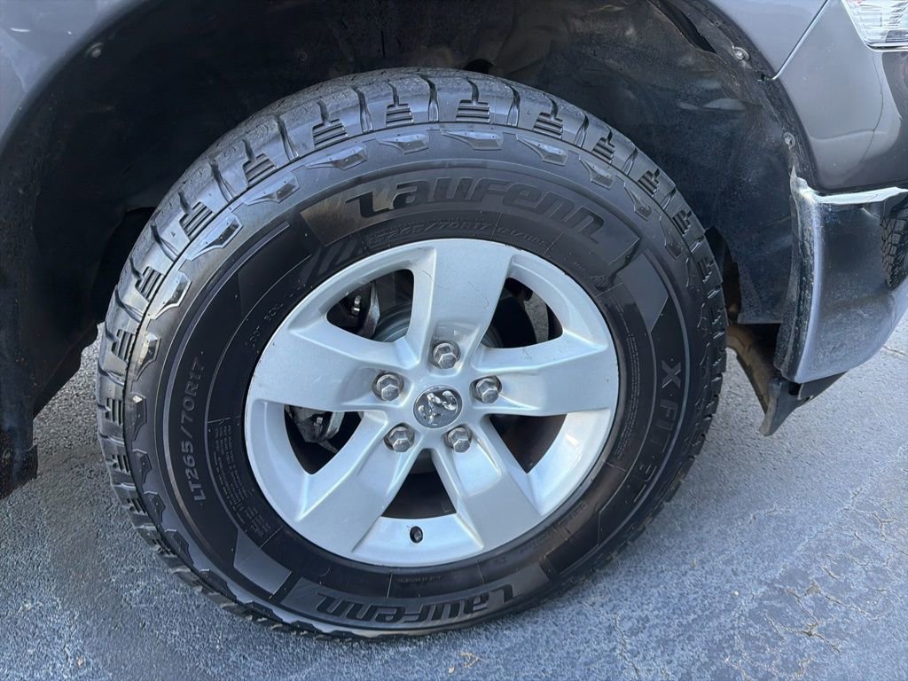 Used 2018 RAM 1500 Classic SLT image 33