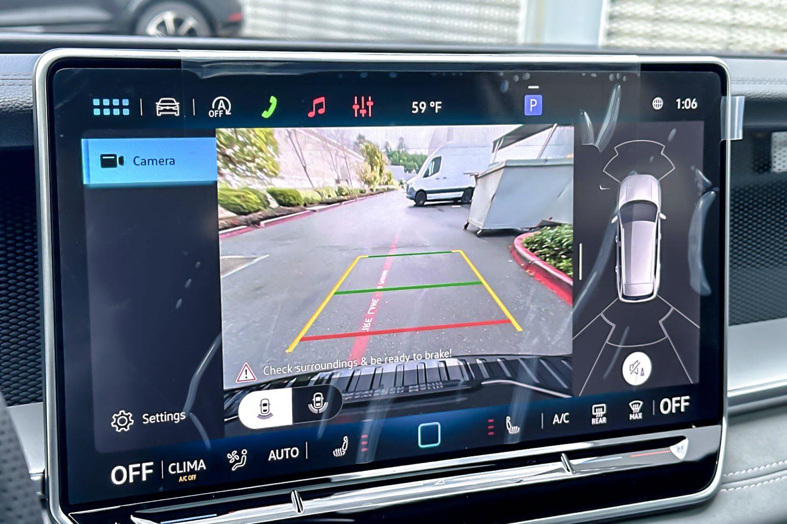 New 2026 Volkswagen Tiguan SE R-Line image 18