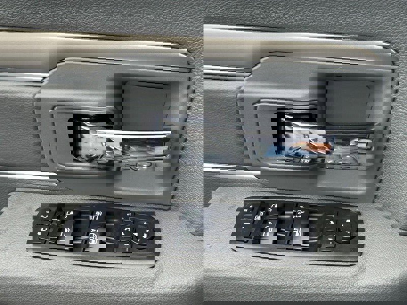 Used 2015 RAM 1500 Big Horn image 24