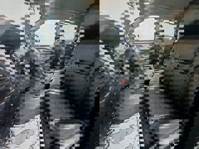 Used 2023 Nissan Rogue SV w/ SV Premium B Package image 17