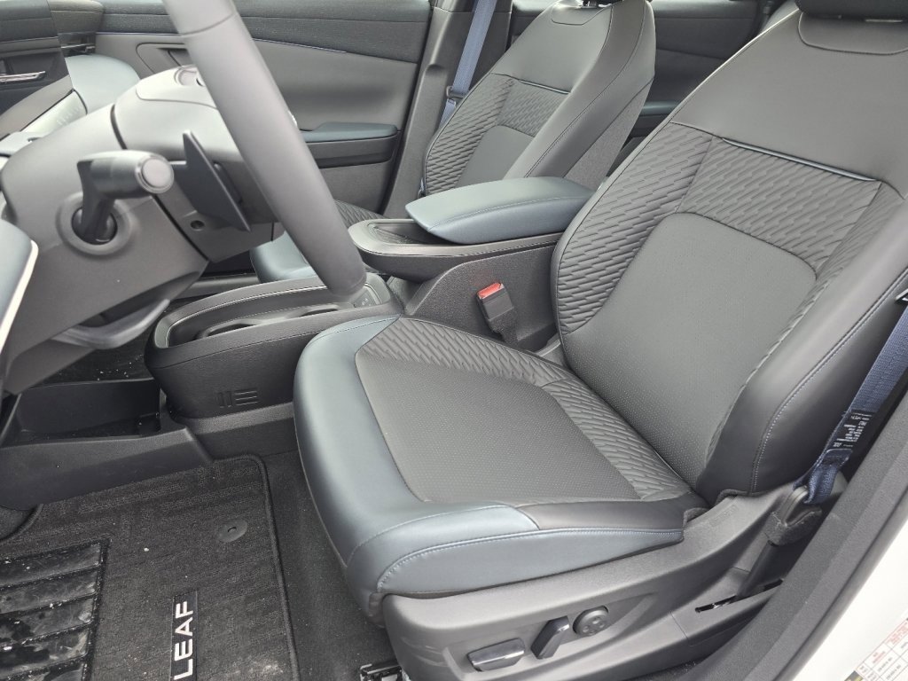 New 2026 Nissan Leaf Platinum+ w/ Cargo Package (Platinum+) image 14