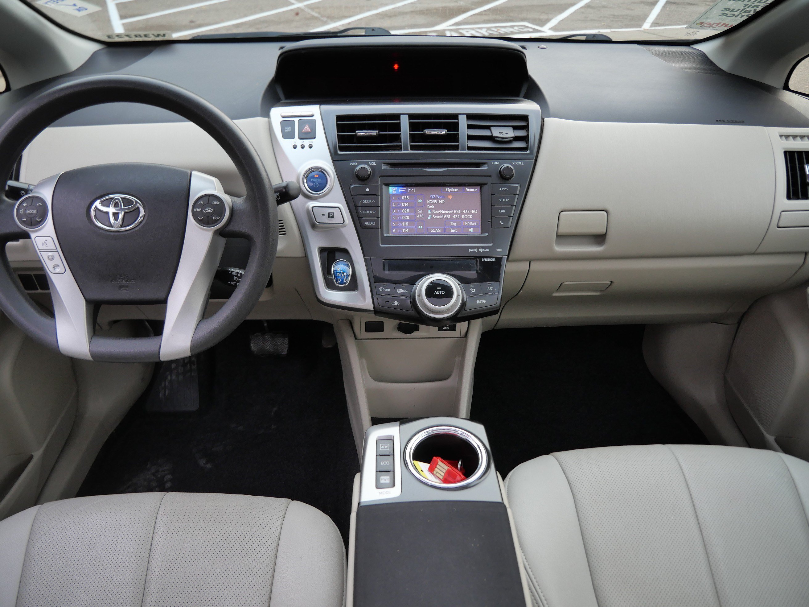 Used 2014 Toyota Prius V Three FWD image 10