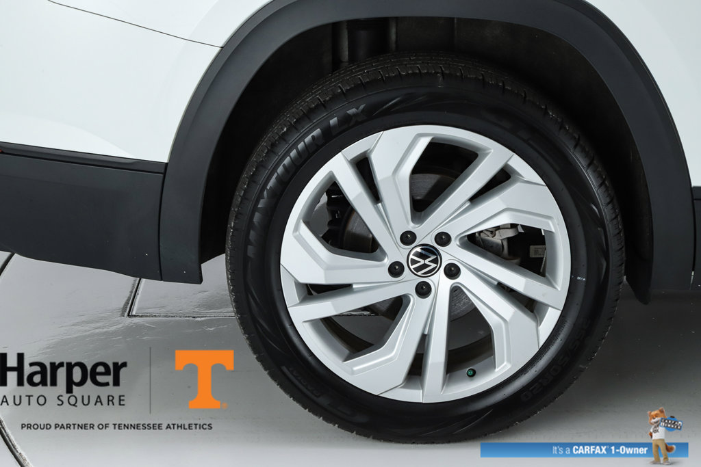 Used 2023 Volkswagen Atlas SE w/ Panoramic Sunroof Package AWD/4WD image 13