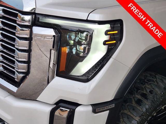 Used 2024 GMC Sierra 2500 Denali w/ Denali Reserve Package AWD/4WD image 8