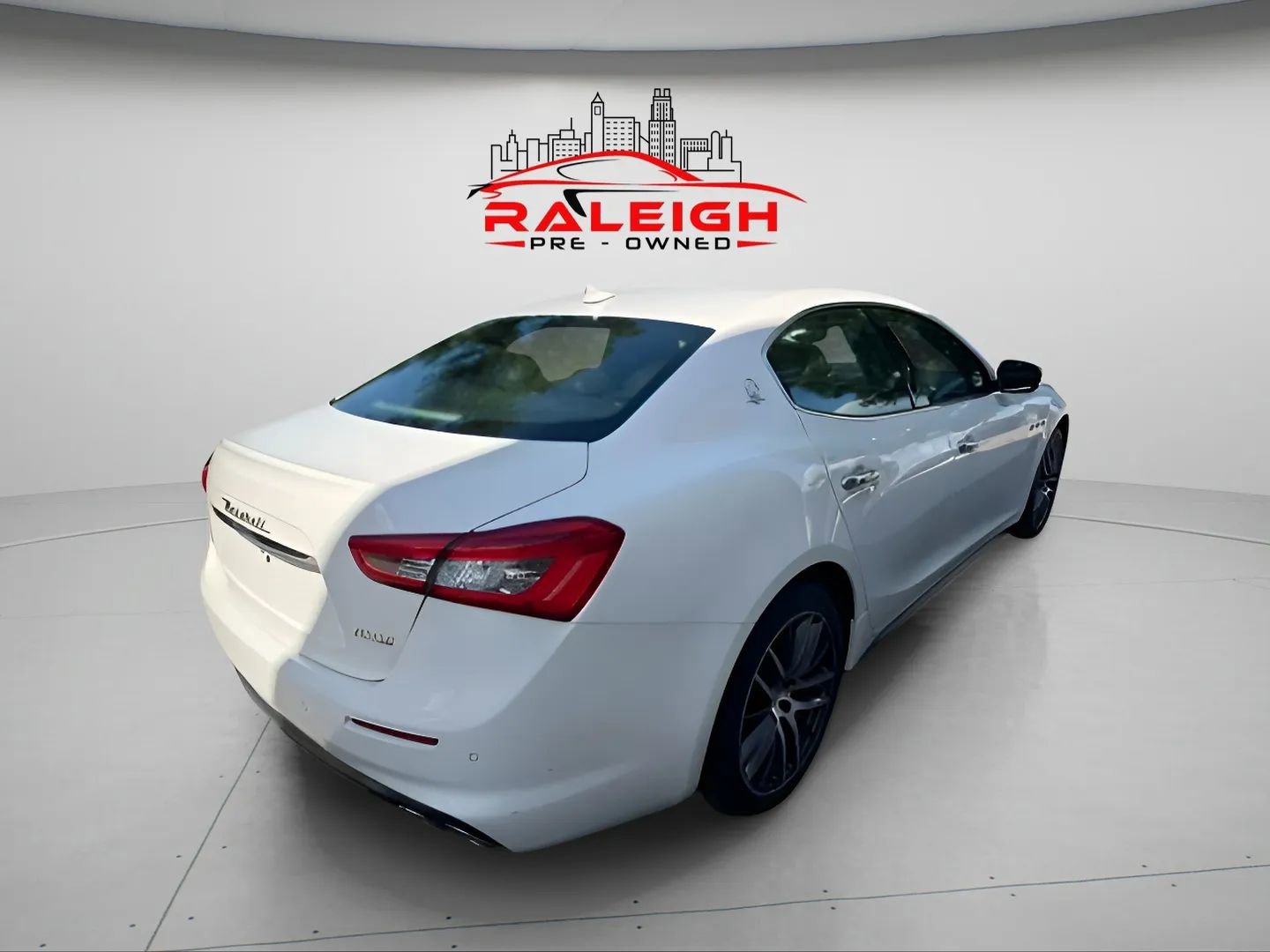 Used 2019 Maserati Ghibli S Q4 image 8