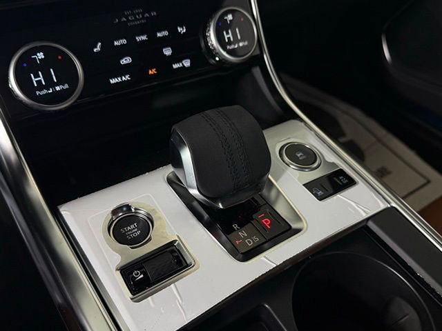 New 2024 Jaguar XF R-Dynamic SE image 34