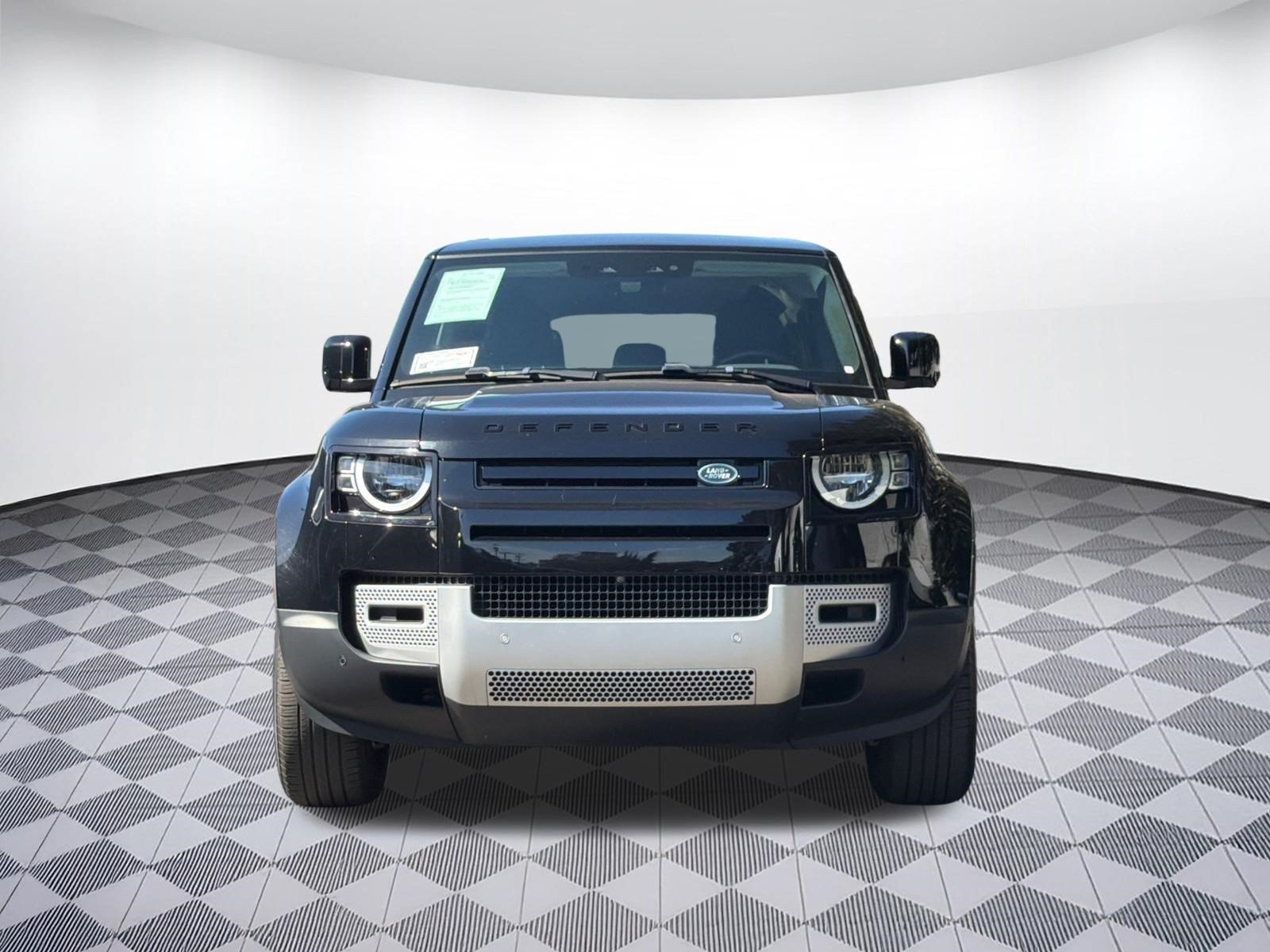 Used 2023 Land Rover Defender 110 S AWD/4WD image 5