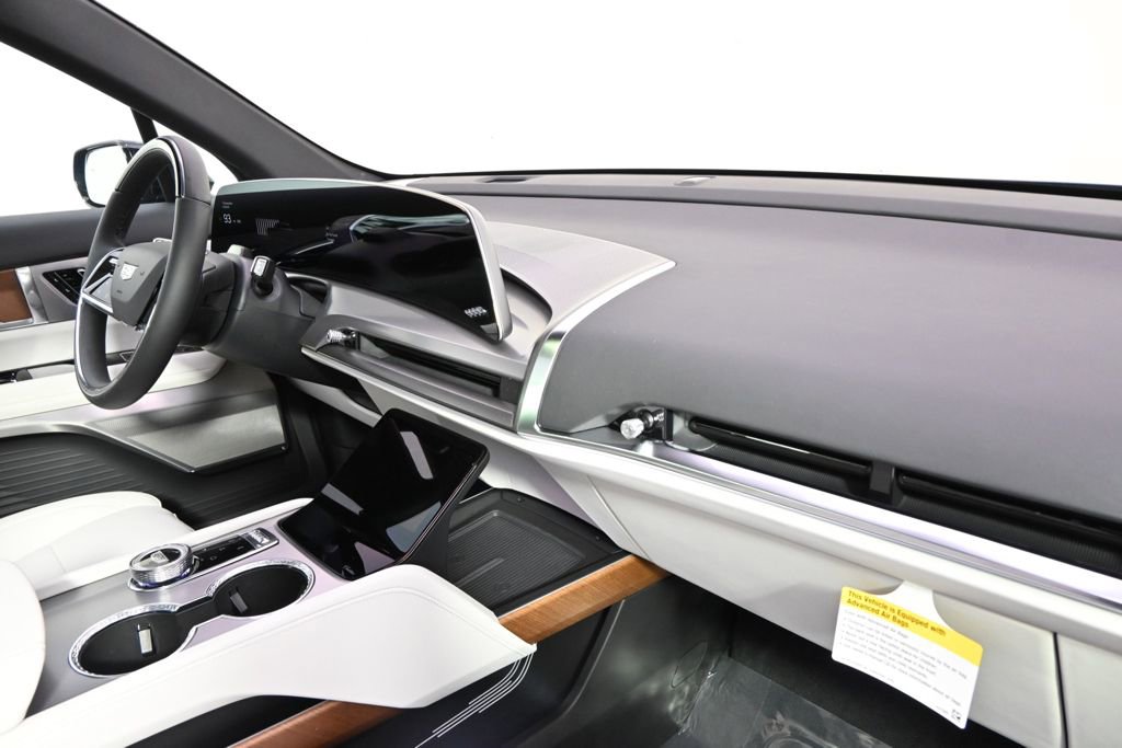 New 2026 Cadillac Vistiq Sport w/ LPO, Floor Liner Package image 14