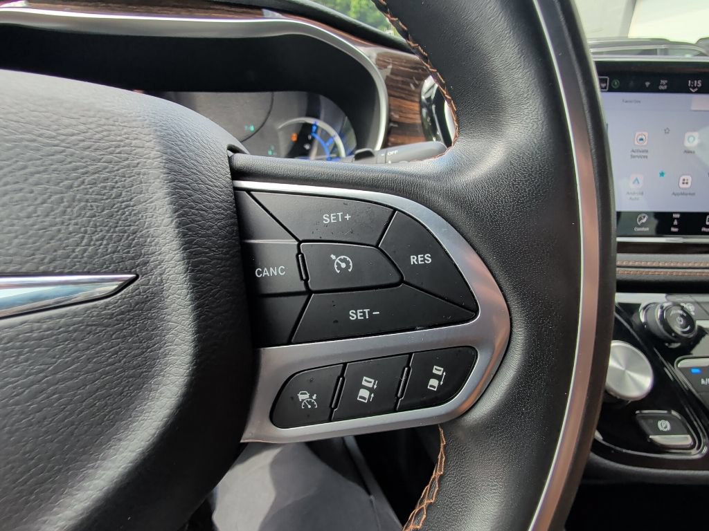 Used 2021 Chrysler Pacifica Pinnacle FWD image 21