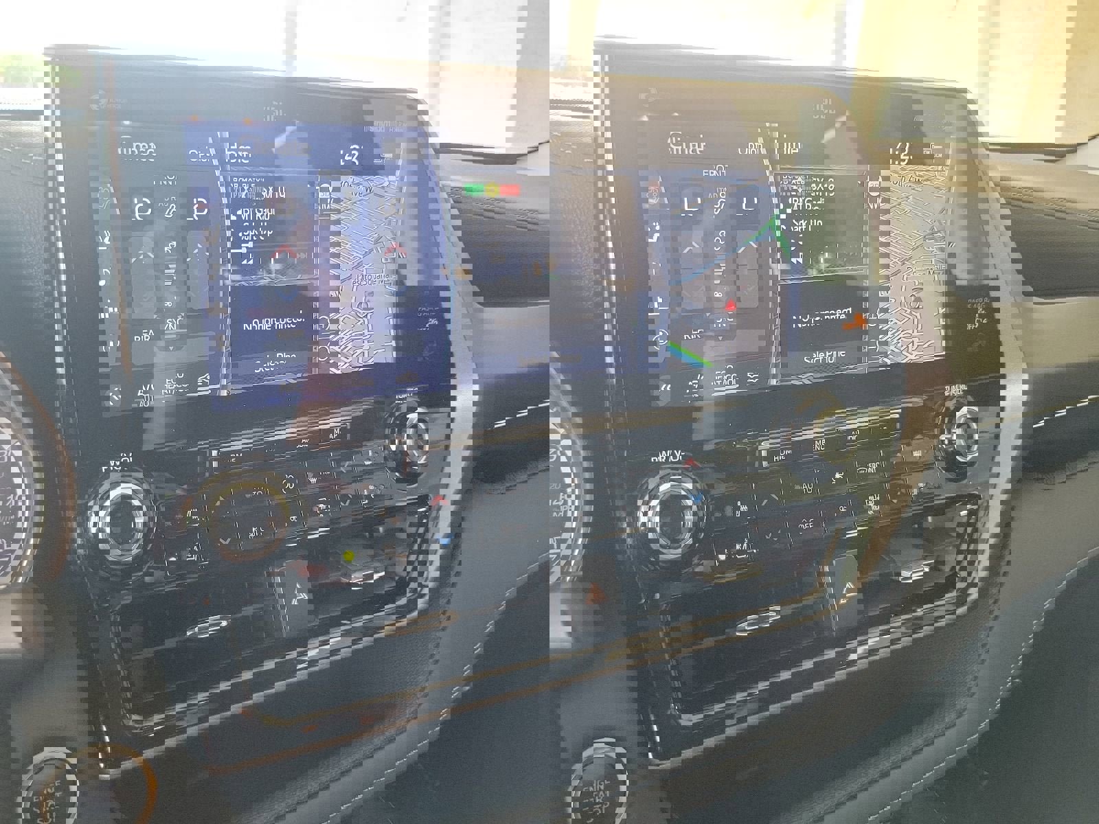 Used 2020 Toyota Highlander Limited FWD image 21