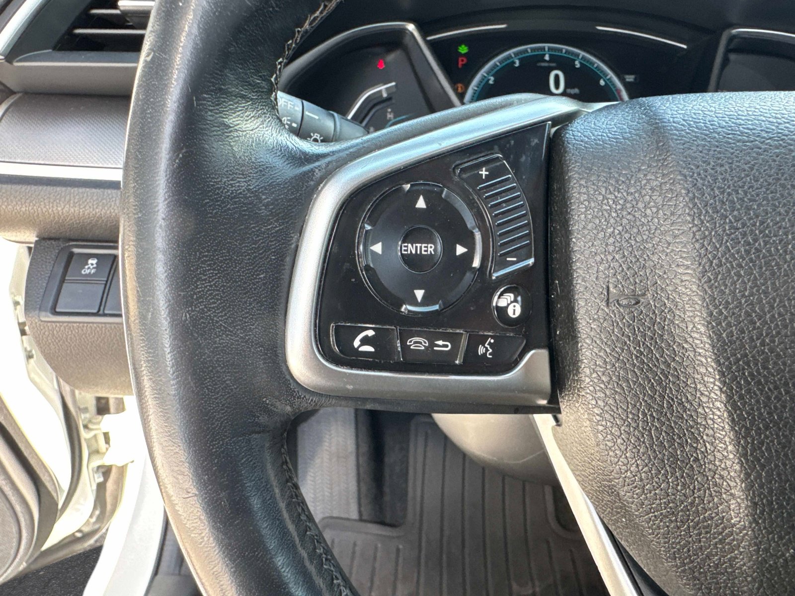 Used 2017 Honda Civic EX-L image 25