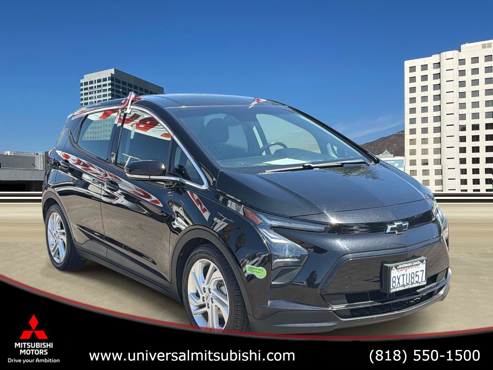 Used 2022 Chevrolet Bolt LT FWD image 1