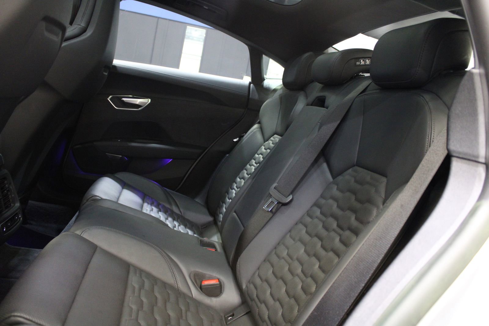 Used 2023 Audi e-tron GT Prestige AWD/4WD image 17