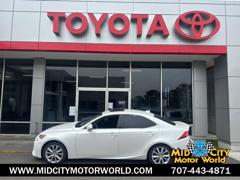 Used 2016 Lexus IS 200t RWD image 1