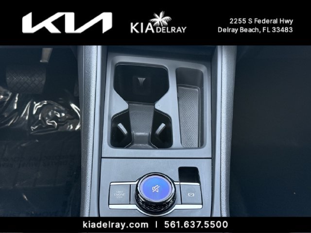 Used 2025 Volkswagen Tiguan SE FWD image 25