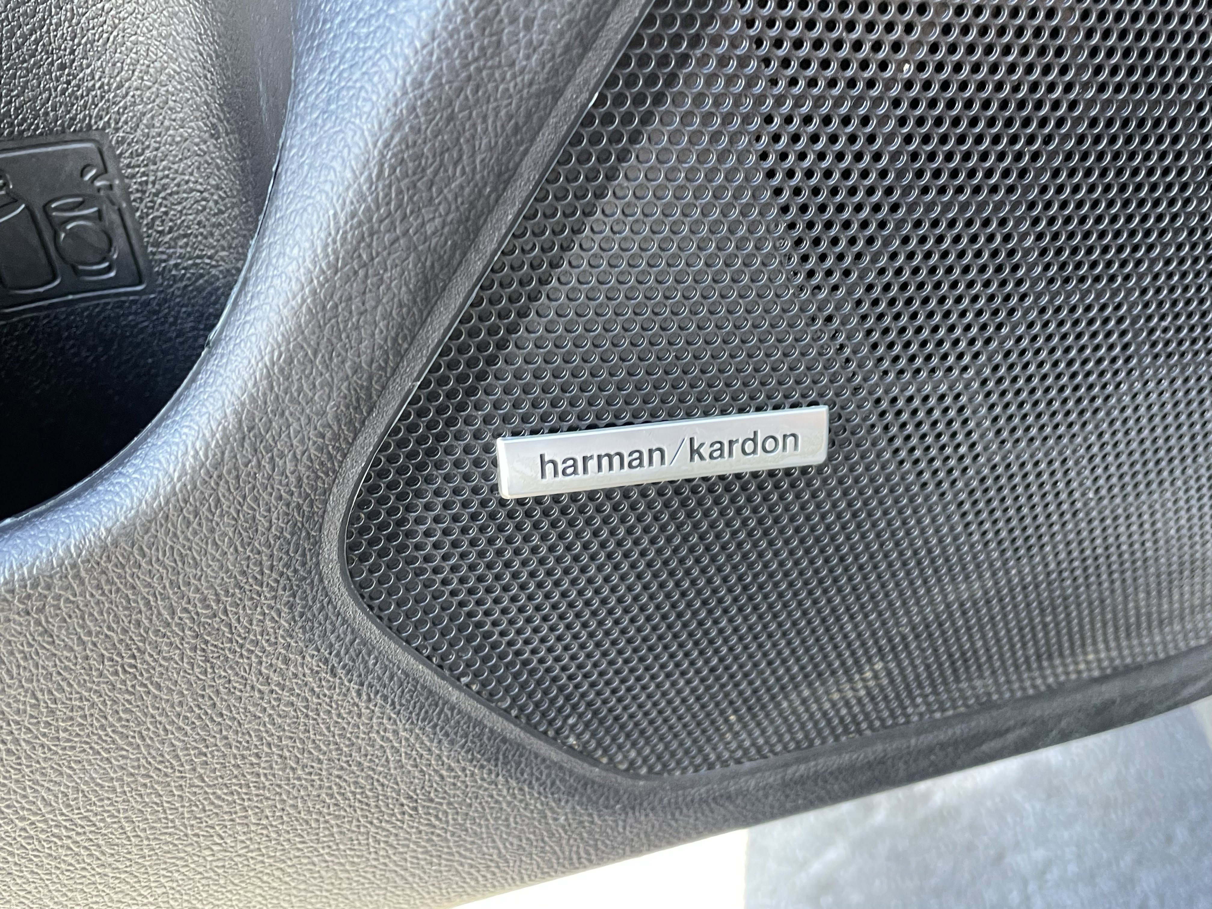 Used 2019 Subaru Outback 2.5i Touring w/ Popular Package #3A image 15