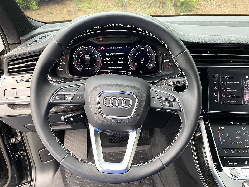 Used 2026 Audi Q7 3.0T Premium Plus AWD/4WD image 13