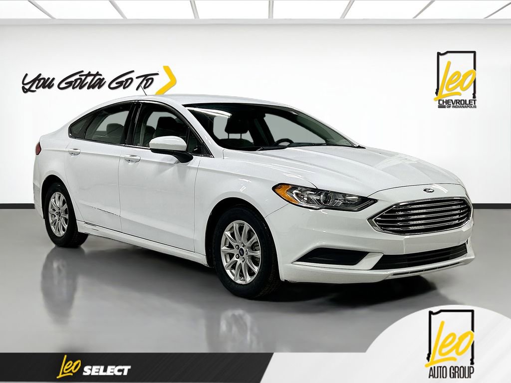 Used 2017 Ford Fusion S image 3