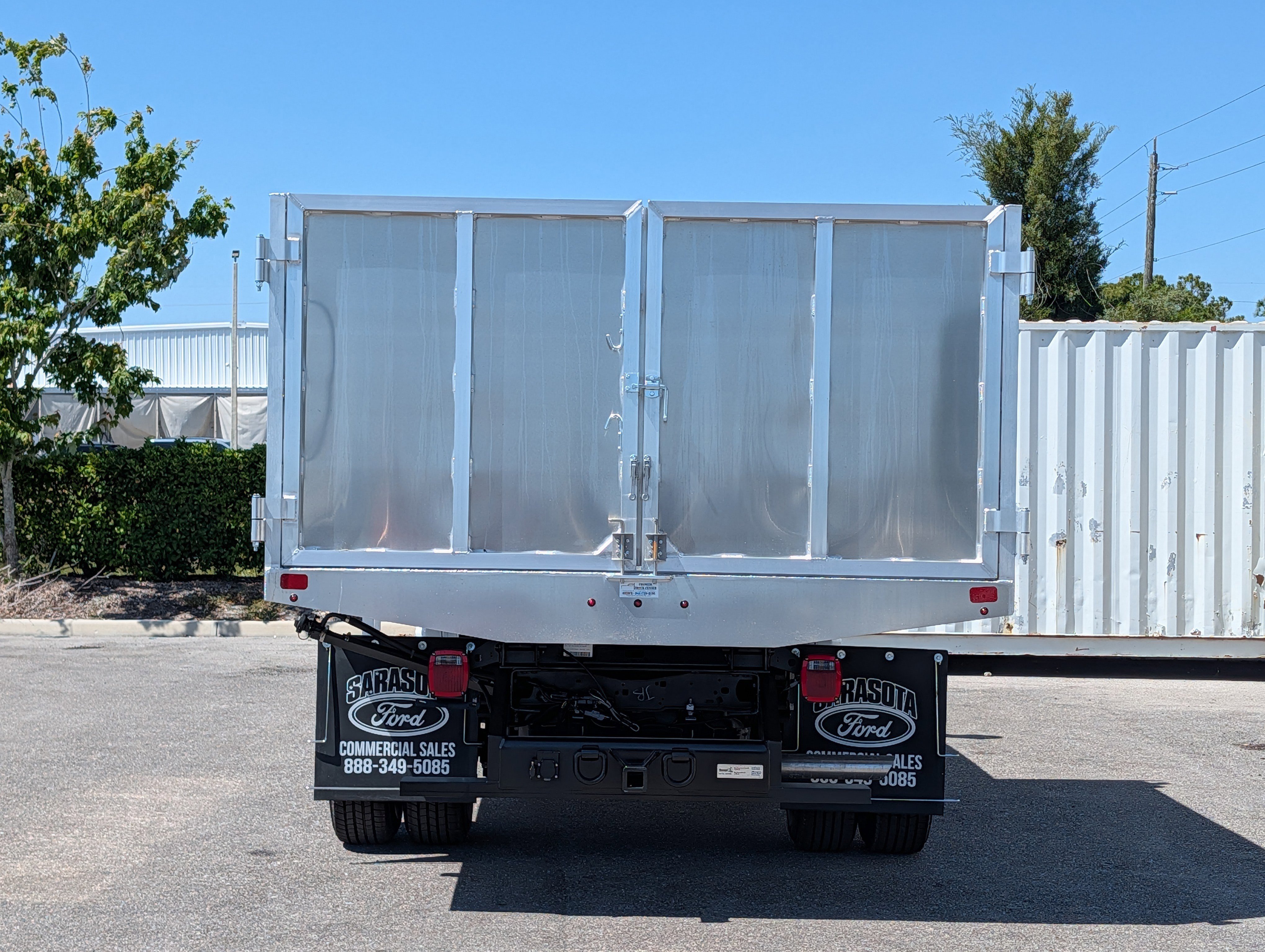 New 2026 Ford F350 XL w/ XL Chrome Package RWD image 6
