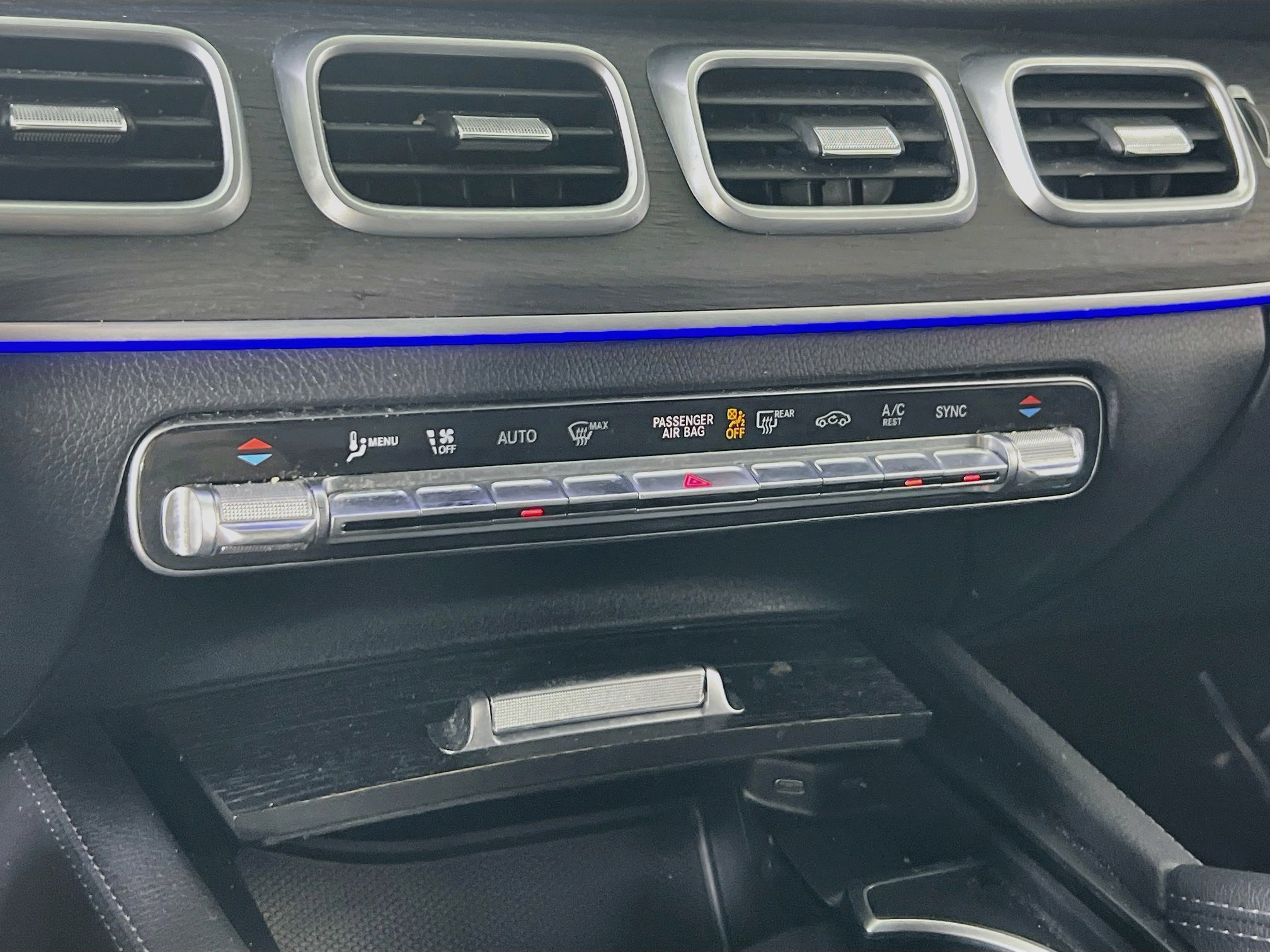 Used 2022 Mercedes-Benz GLE 350 4MATIC image 16