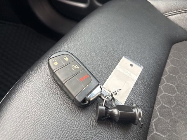 Used 2021 Jeep Compass Altitude w/ Sun and Sound Group image 28