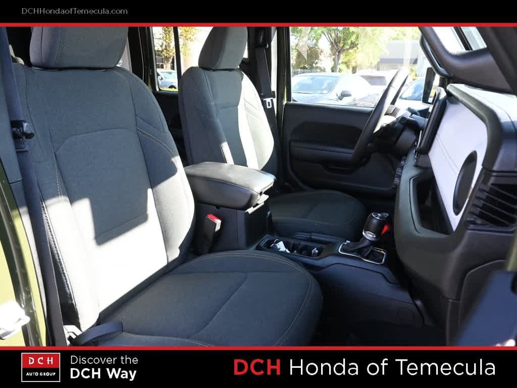 Used 2024 Jeep Wrangler Unlimited AWD/4WD image 21