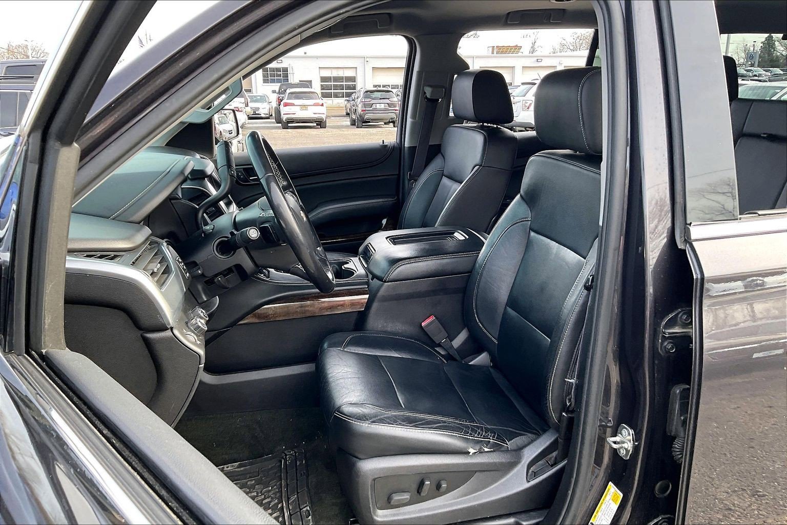 Used 2015 Chevrolet Tahoe LT image 8