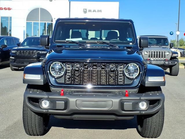 Used 2025 Jeep Gladiator Sport AWD/4WD image 11