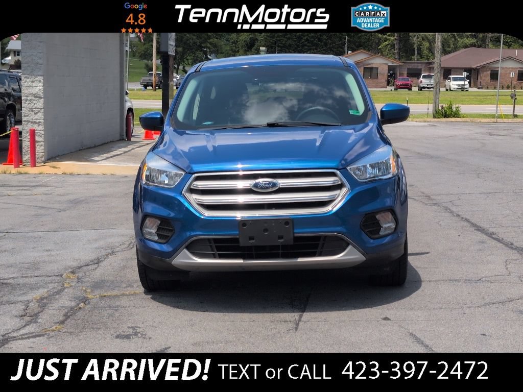 Used 2017 Ford Escape SE AWD/4WD image 2