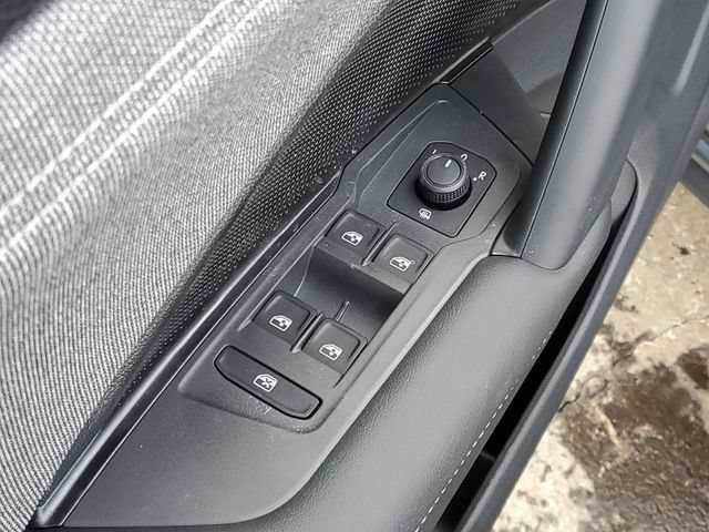 New 2026 Volkswagen Tiguan S AWD/4WD image 9